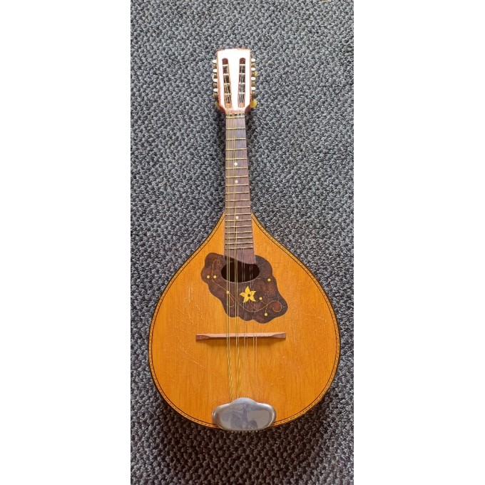 Mandolína portugalka