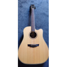Kytara Parkwood PW-560